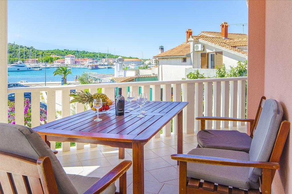 Apartment Hrgovic Rogoznica (Sibenik-Knin)