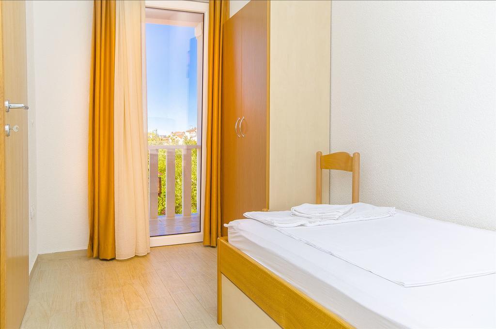 Apartment Hrgovic Rogoznica (Sibenik-Knin)